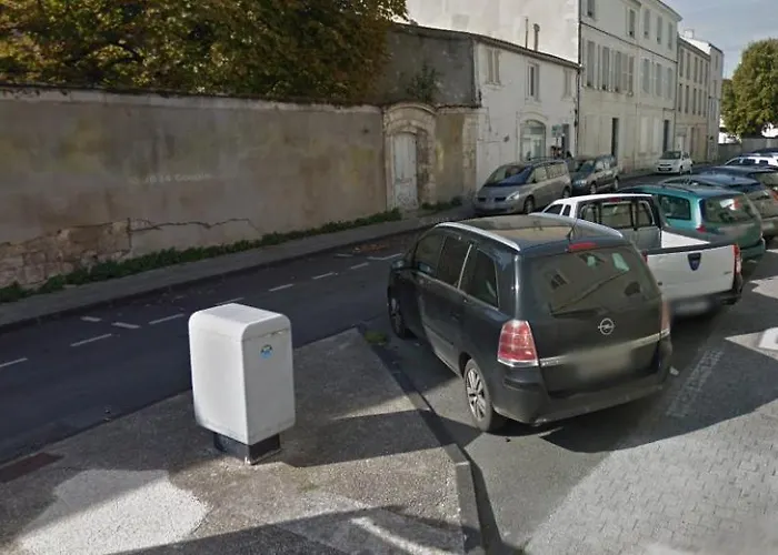All-In-One Hyper Centre La Rochelle